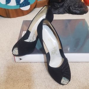 Vintage 1940s Radiants Suede Velvet peeptoe stiletto rockabilly pinup heels